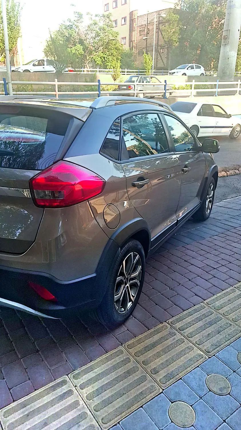 ام وی ام X22 اتوماتیک اسپرت - 1396
