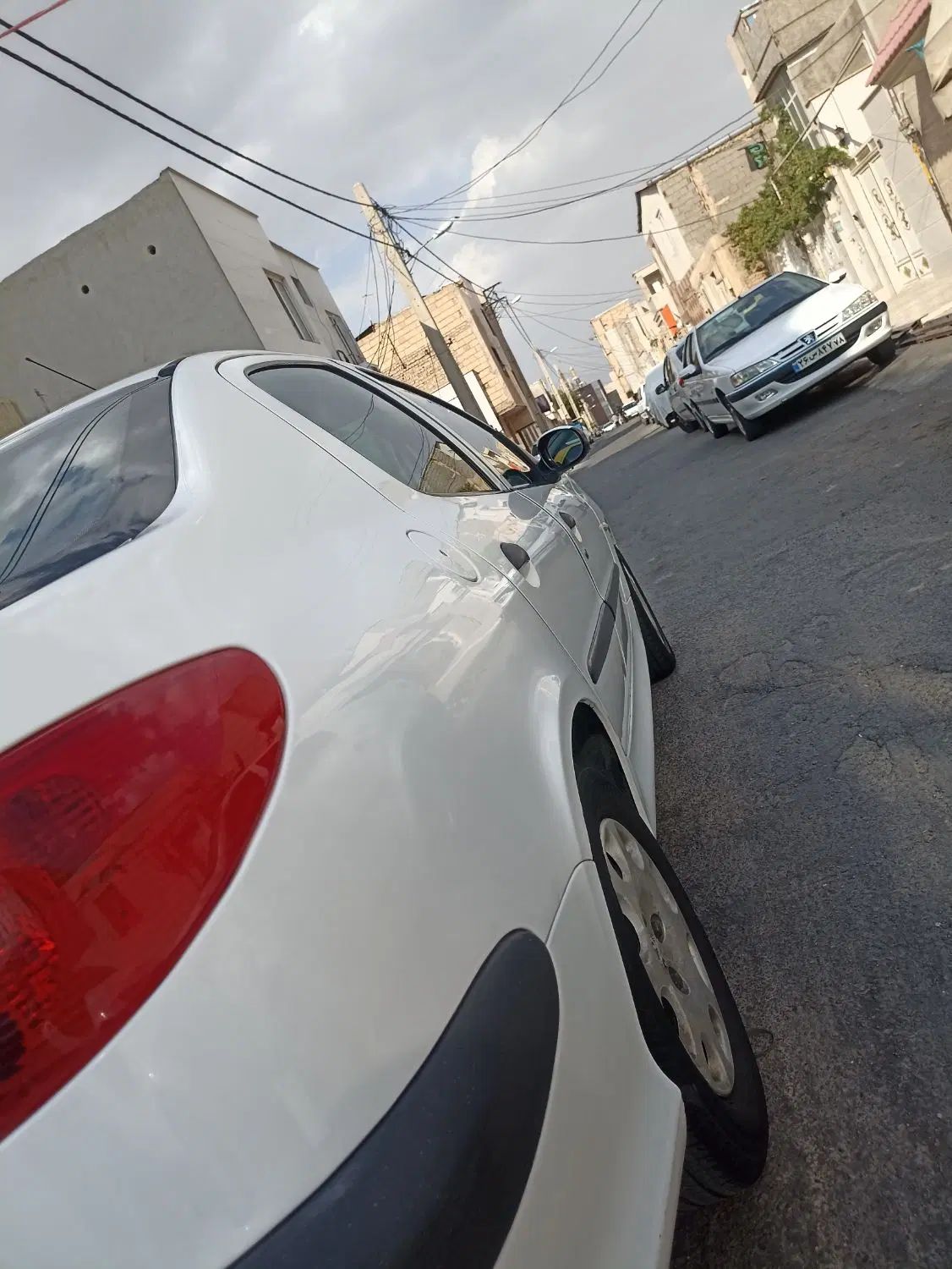 پژو ۲۰۶ صندوق دار v8 - 1394
