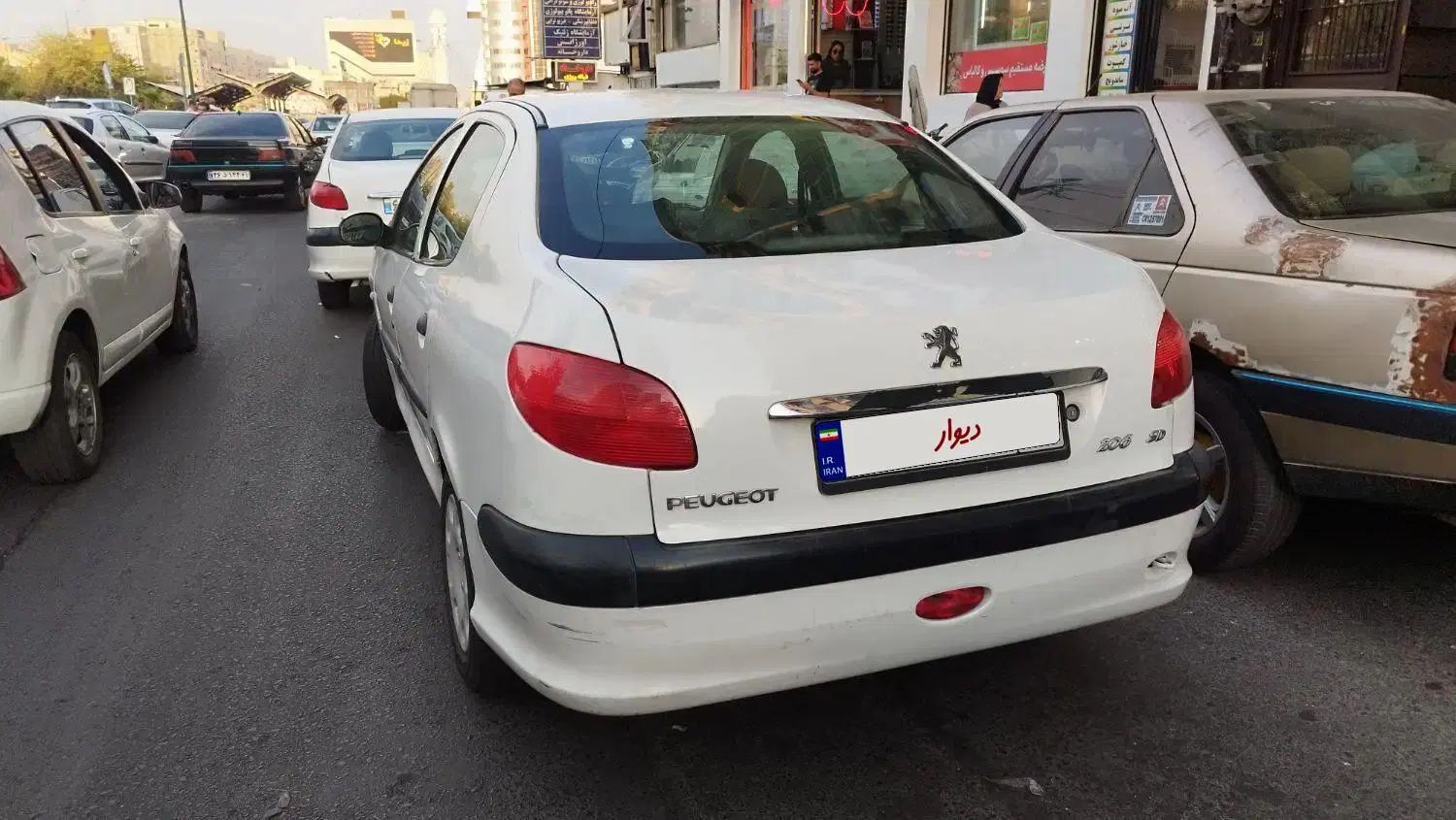 پژو ۲۰۶ صندوق دار v20 - 1388