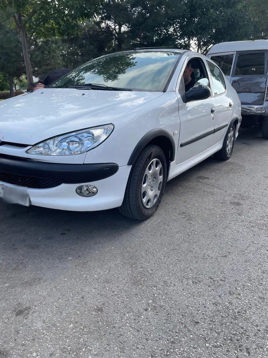 پژو ۲۰۶ صندوق دار v8 - 1393