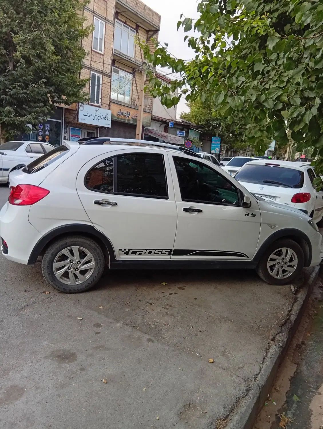 خودرو کوییک، R آگهی ann_20031610