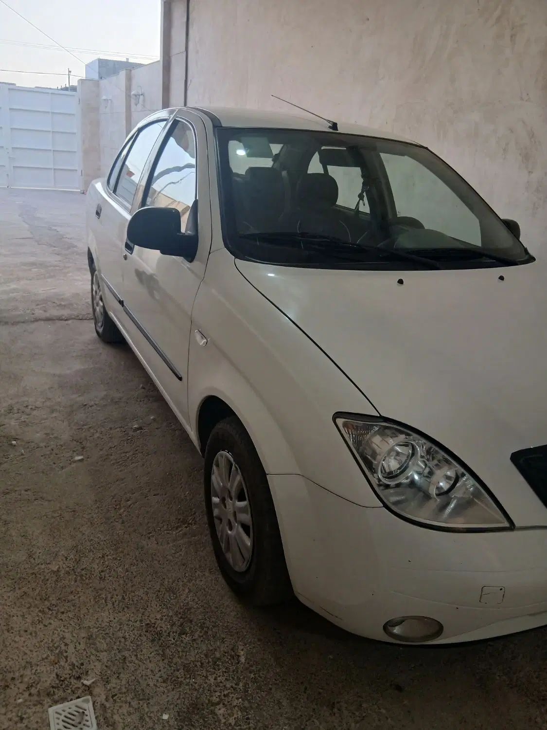 تیبا صندوق دار EX - 1395