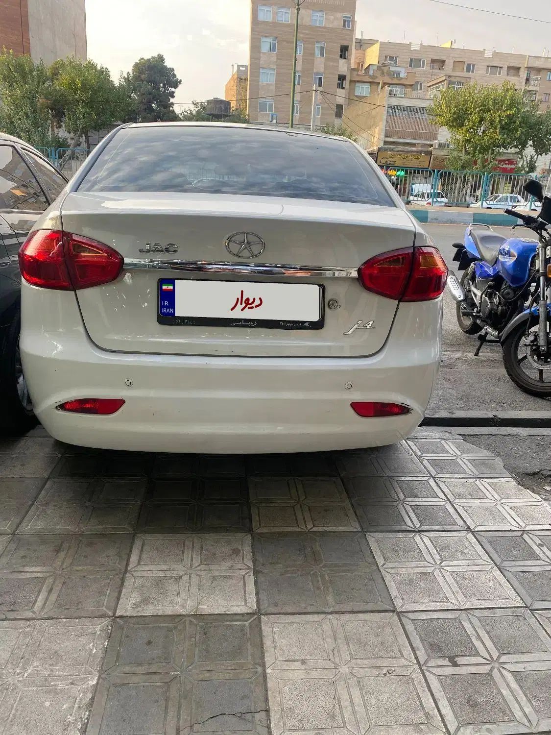 جک J4 اتوماتیک ساده - 1398