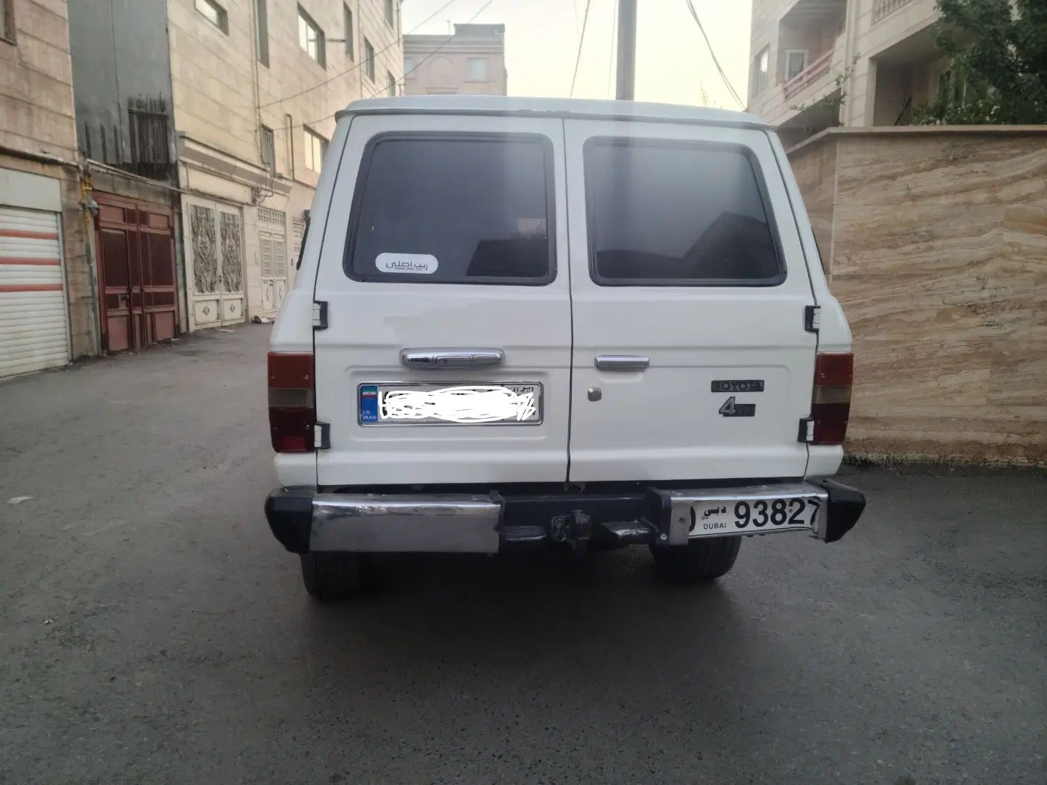 تویوتا کمری XLE - 1402