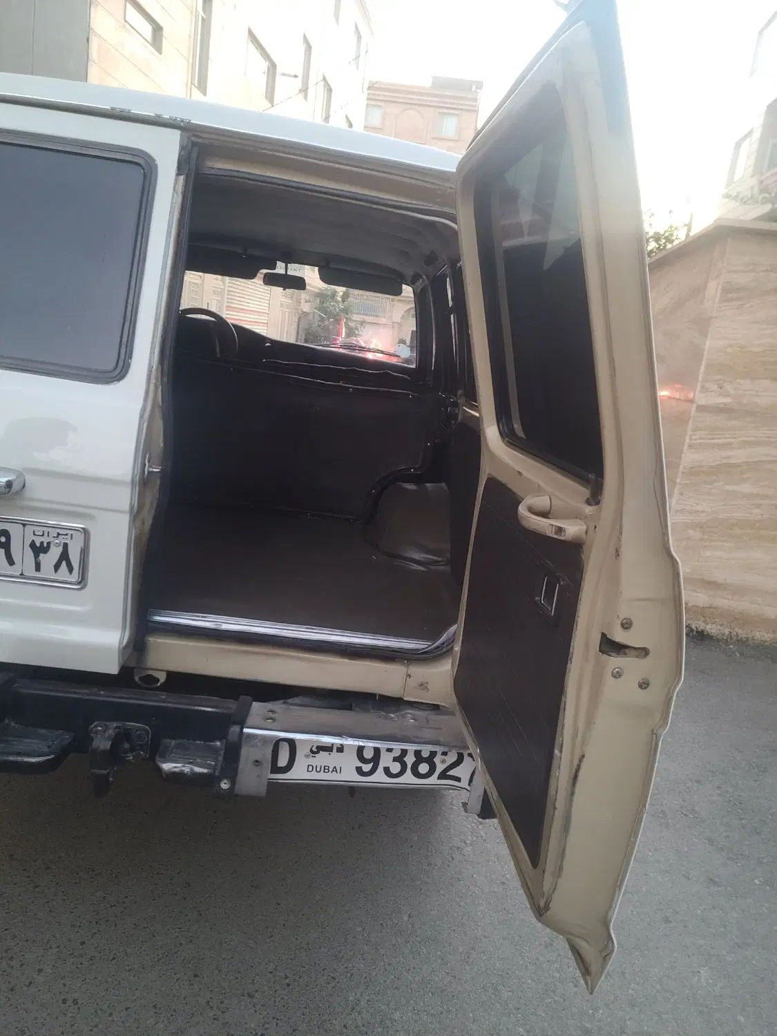 تویوتا کمری XLE - 1402