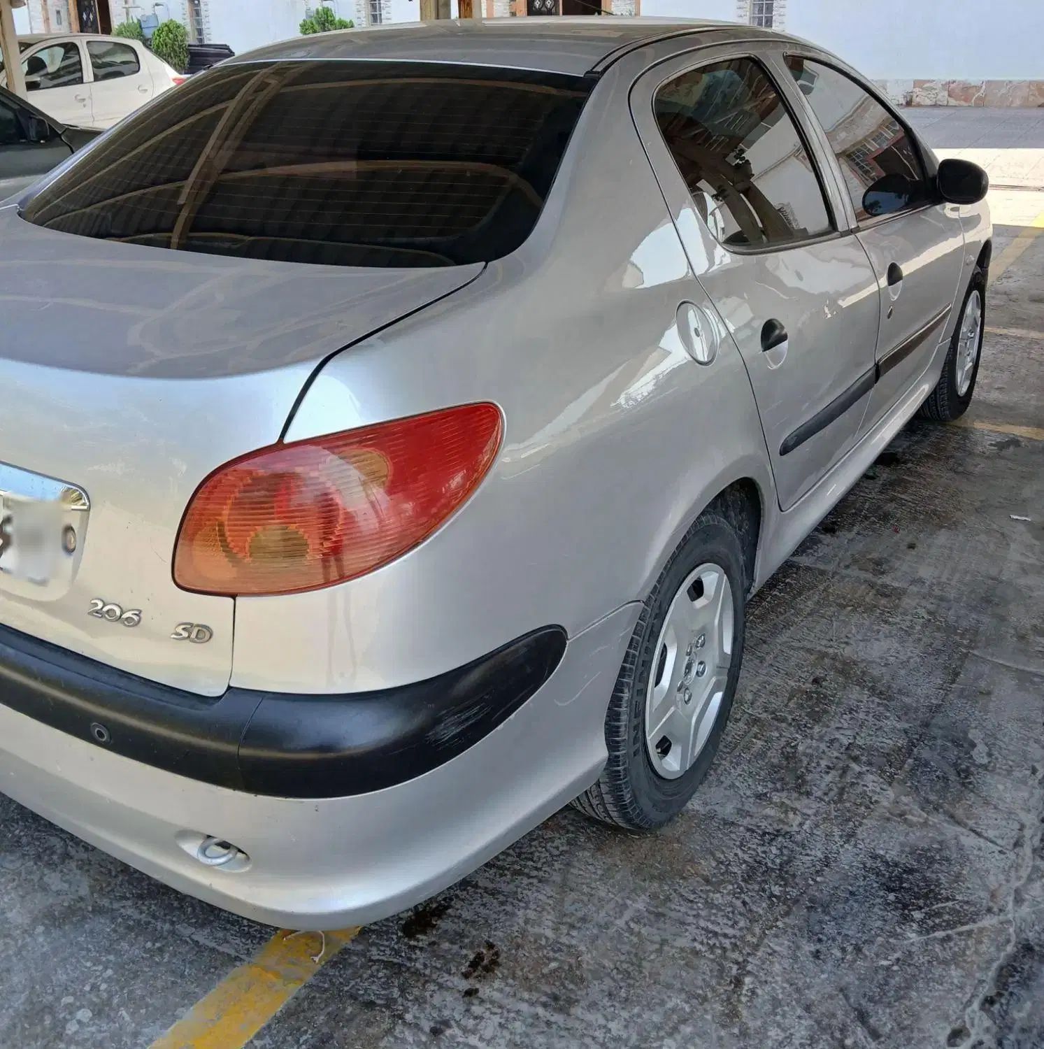 پژو ۲۰۶ صندوق دار v8 - 1386
