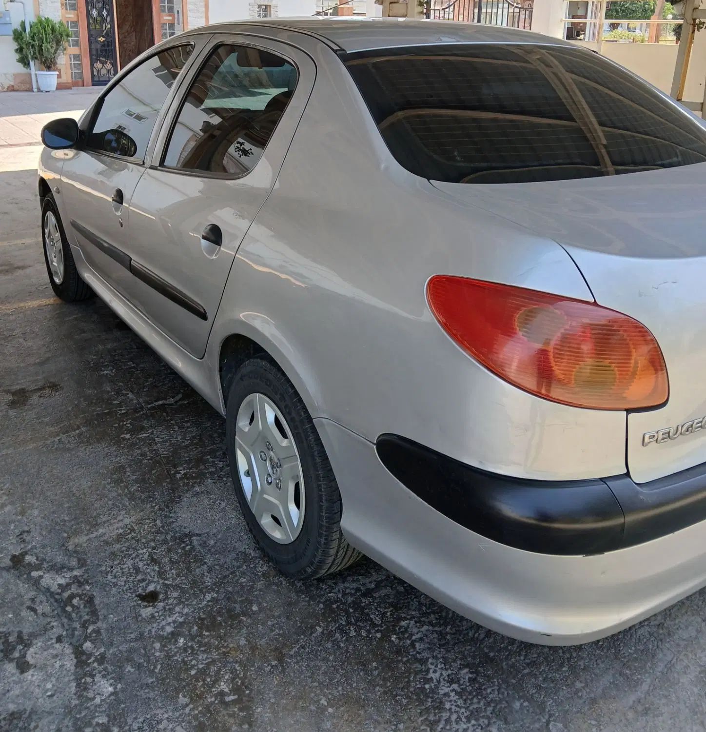 پژو ۲۰۶ صندوق دار v8 - 1386