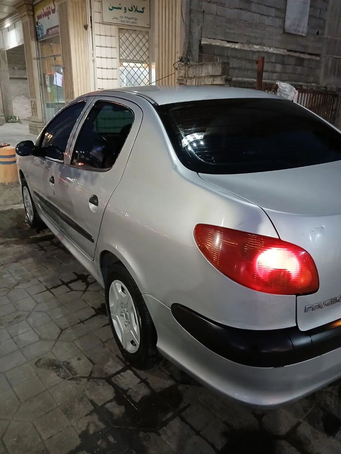 پژو ۲۰۶ صندوق دار v8 - 1386