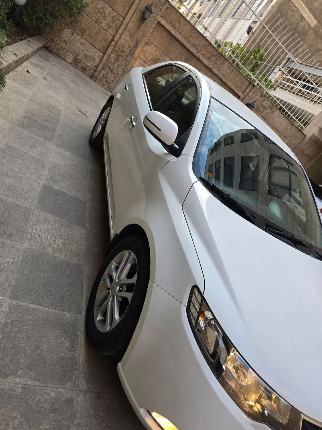 کیا سراتو 2.0 لیتر اتوماتیک GT لاین - 2016