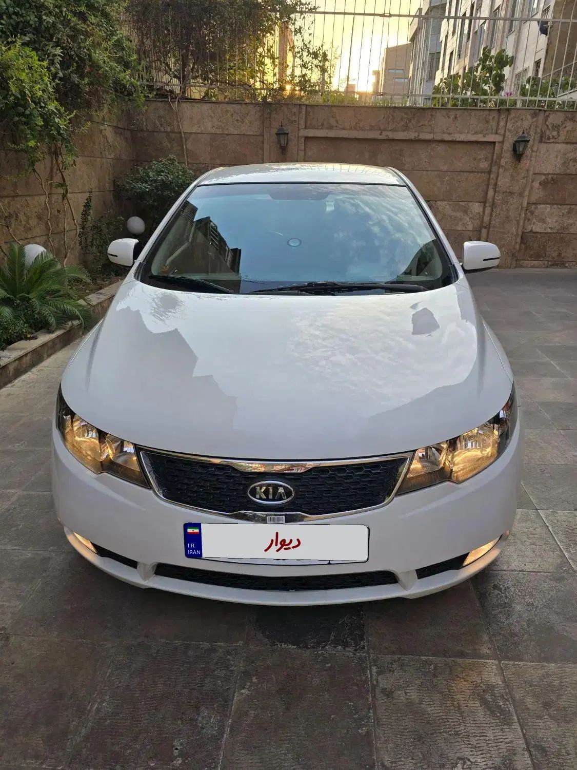 کیا سراتو 2.0 لیتر اتوماتیک GT لاین - 2016