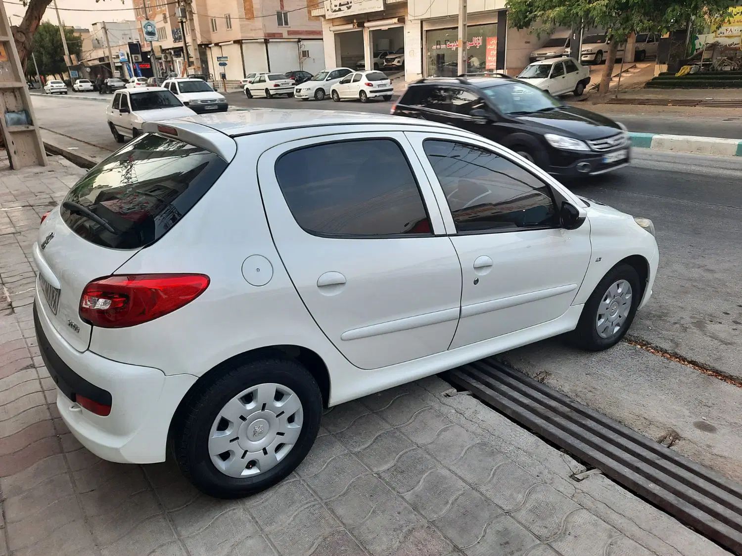پژو 207 دنده‌ای فرمان هیدرولیک - 1400