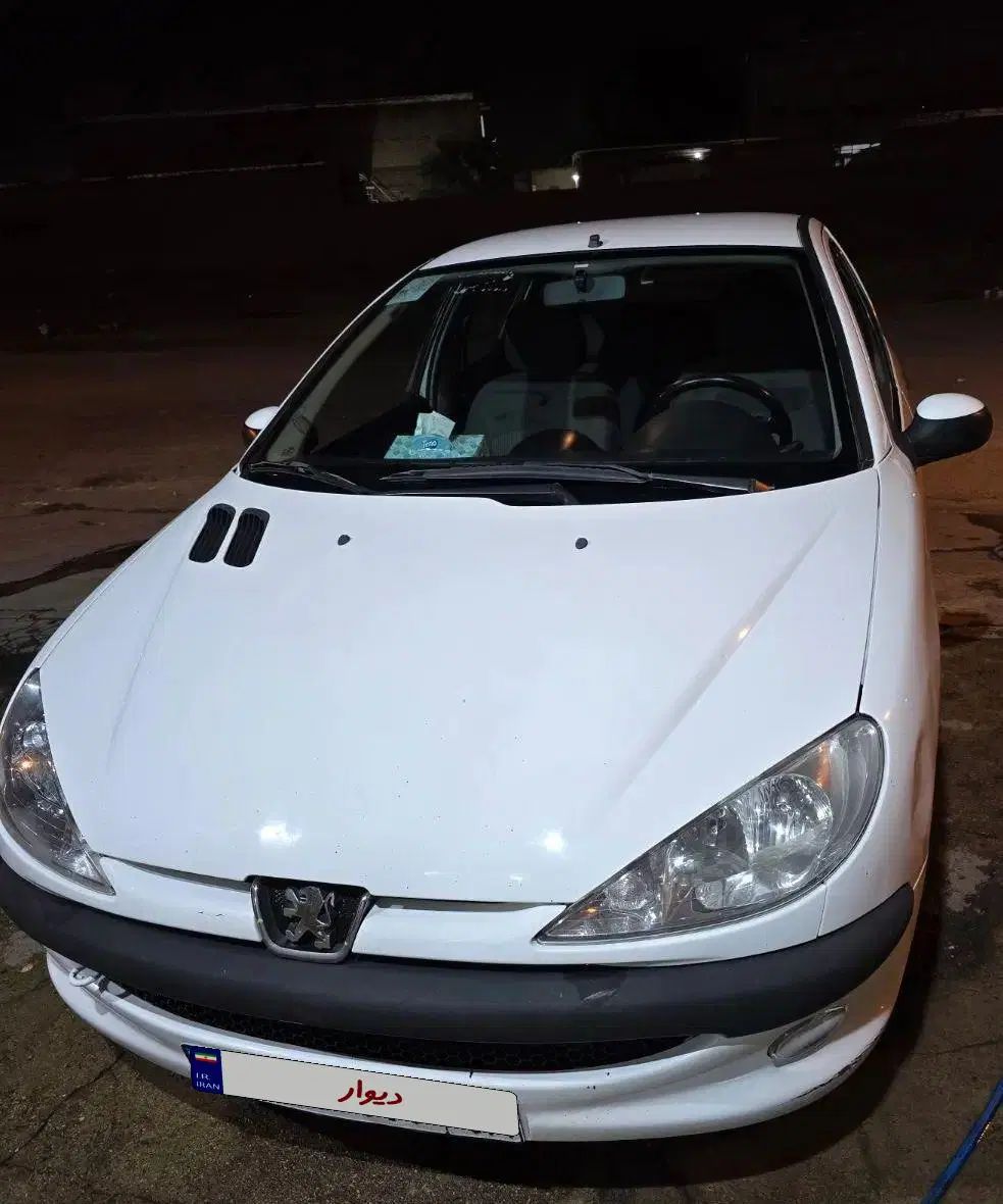 پژو ۲۰۶ صندوق دار v8 - 1397