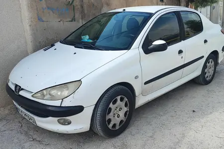 پژو ۲۰۶ صندوق دار v8 - 1390