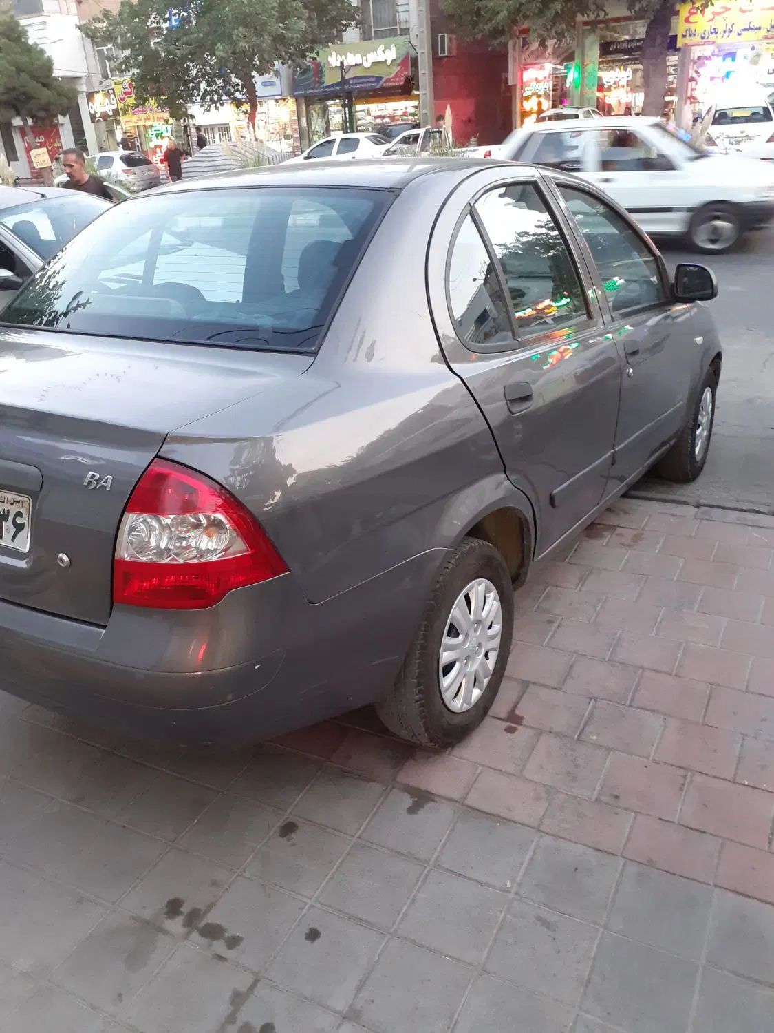 تیبا صندوق دار SX - 1393