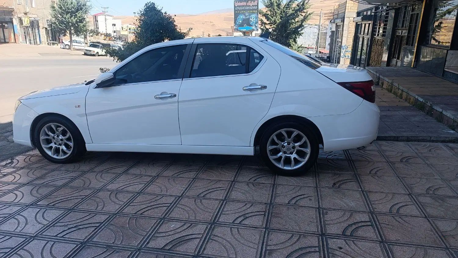 دنا پلاس توربو اتوماتیک - 1400