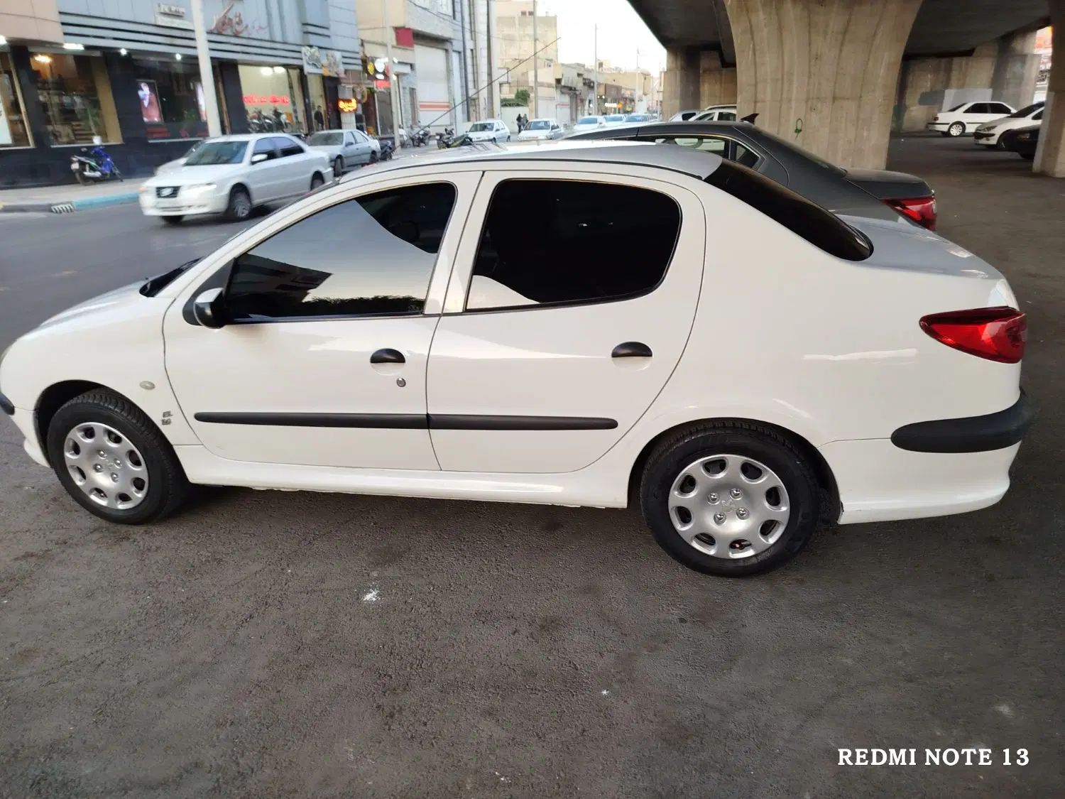 پژو ۲۰۶ صندوق دار v8 - 1393