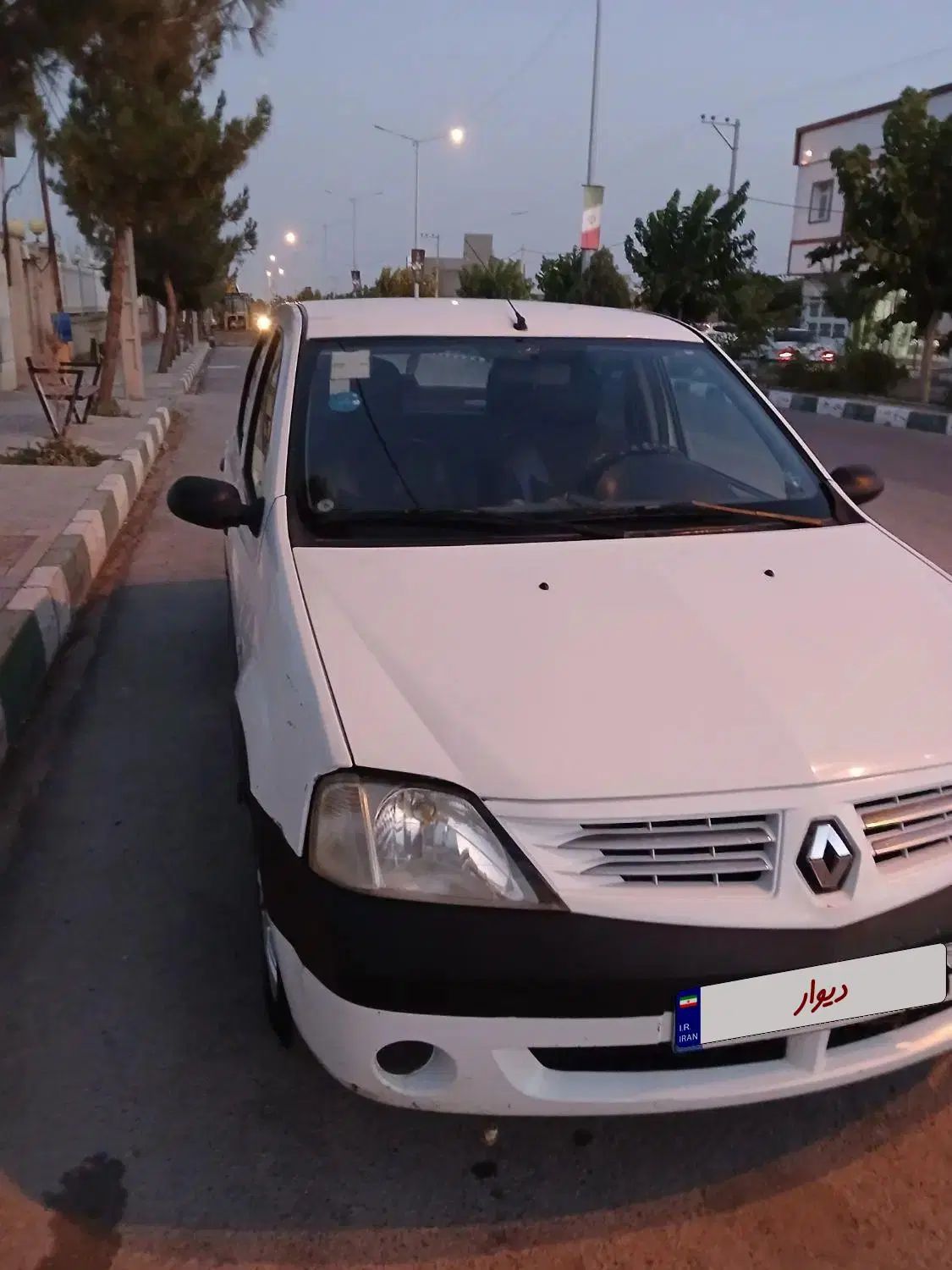 خودرو رنو، تندر 90 آگهی ann_20032681