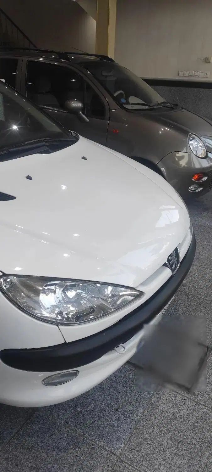 پژو ۲۰۶ صندوق دار v8 - 1396
