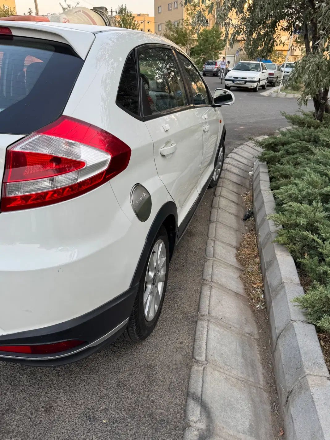 ام وی ام 315 هاچ بک اسپرت لاکچری - 1395