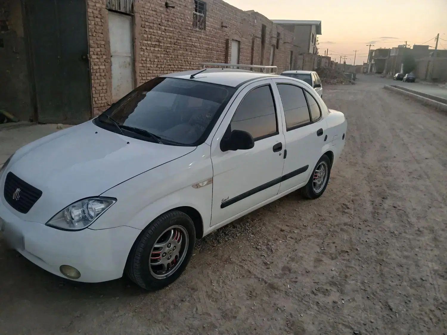 تیبا صندوق دار EX - 1393
