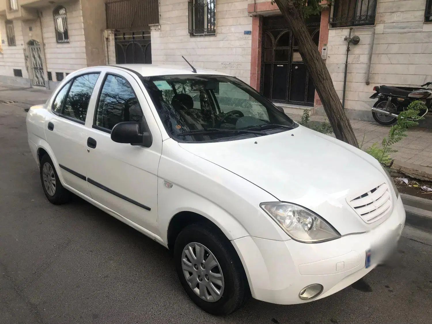 تیبا صندوق دار SX - 1399