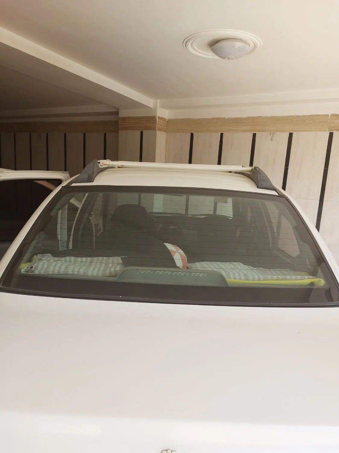 تیبا صندوق دار EX - 1395