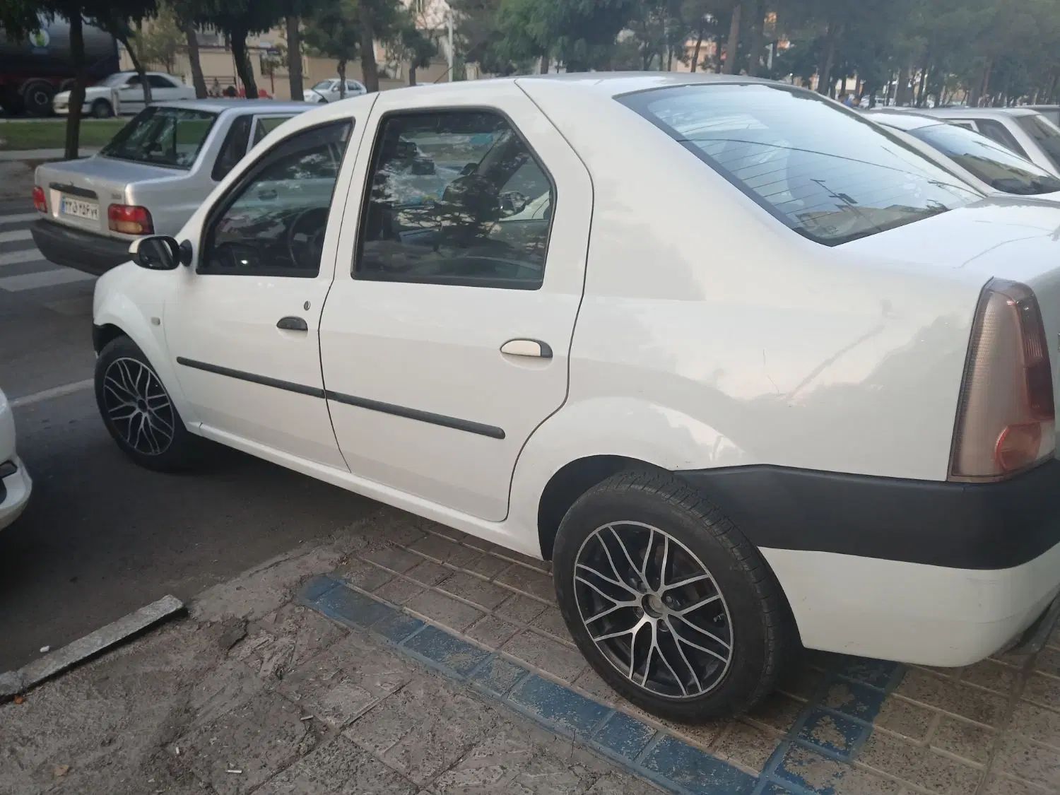 رنو تندر 90 E2 - 1387