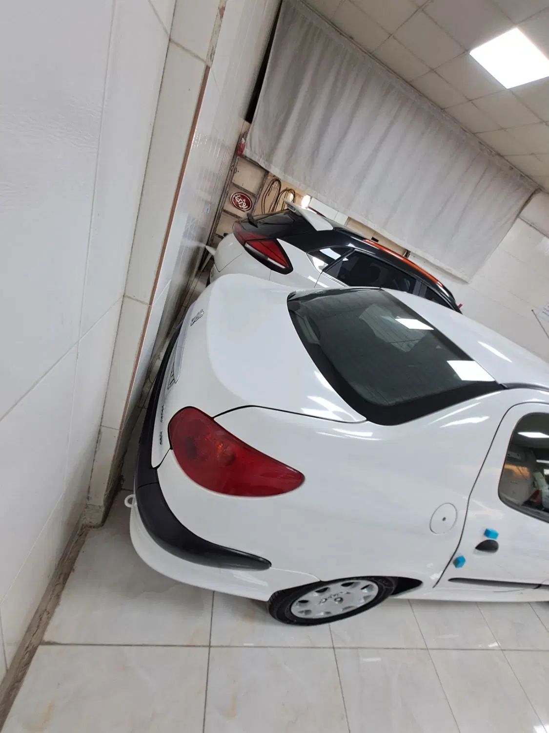 پژو ۲۰۶ صندوق دار v8 - 1396