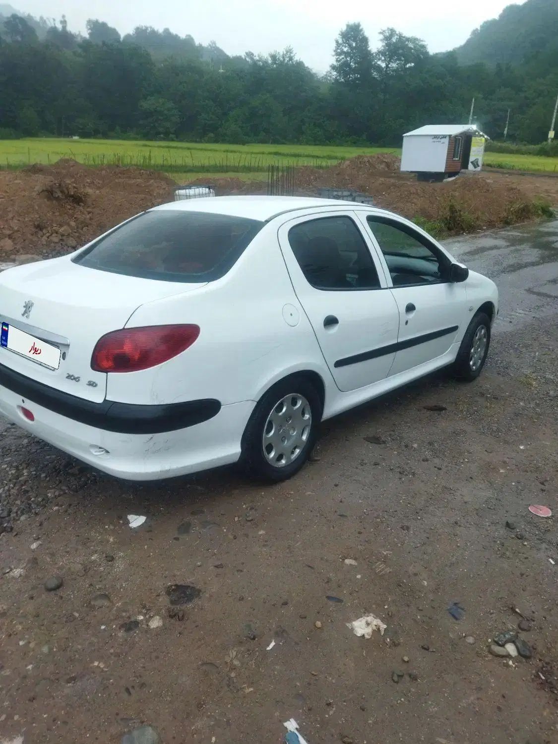 پژو ۲۰۶ صندوق دار v8 - 1398
