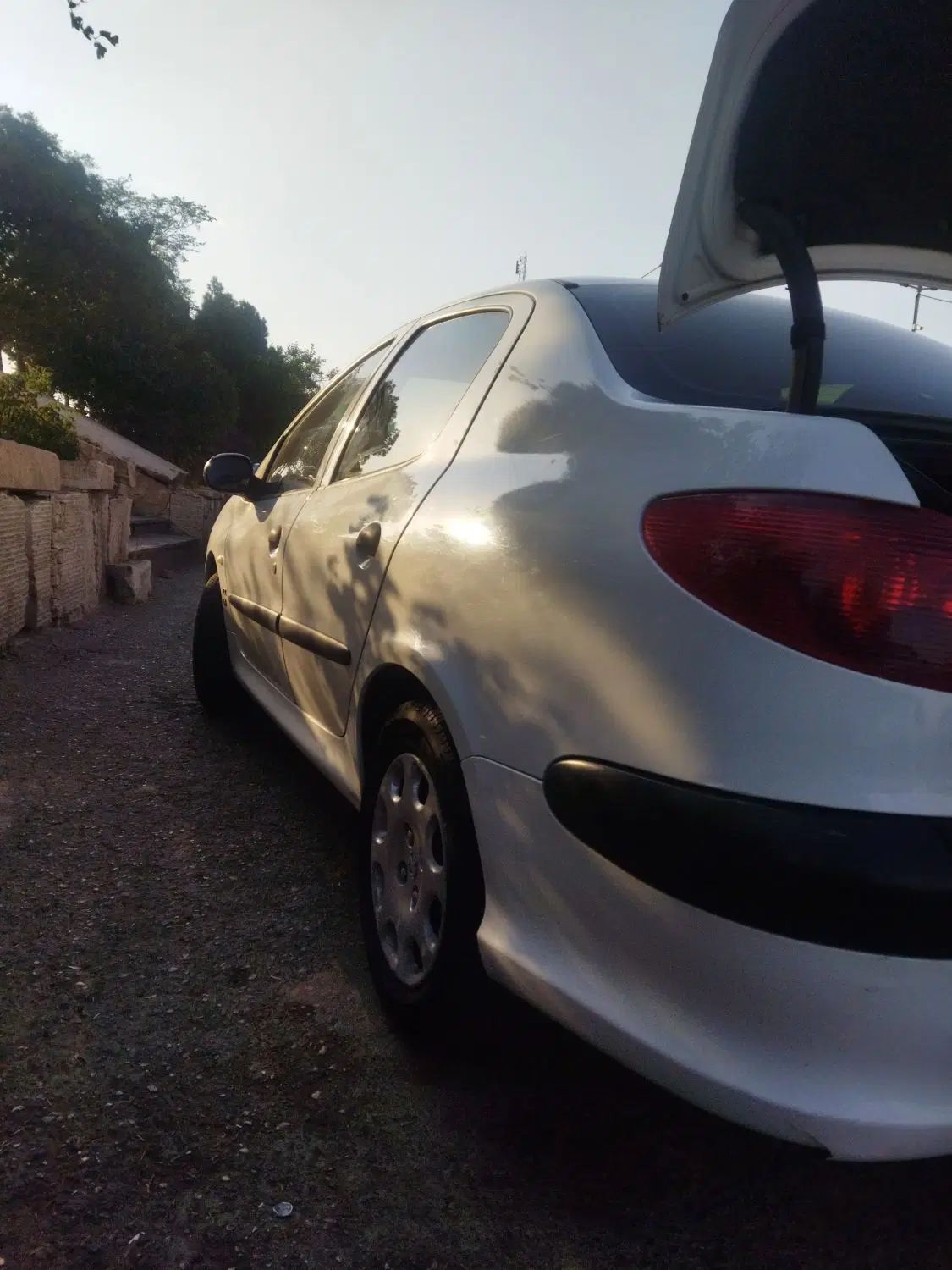 پژو ۲۰۶ صندوق دار v8 - 1398