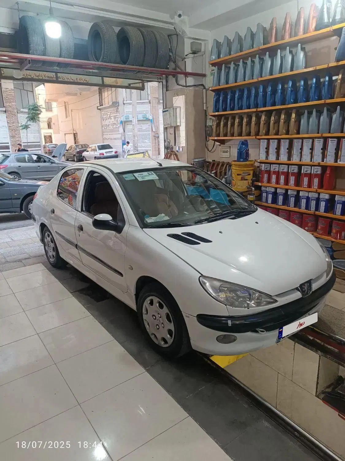 پژو ۲۰۶ صندوق دار v8 - 1393