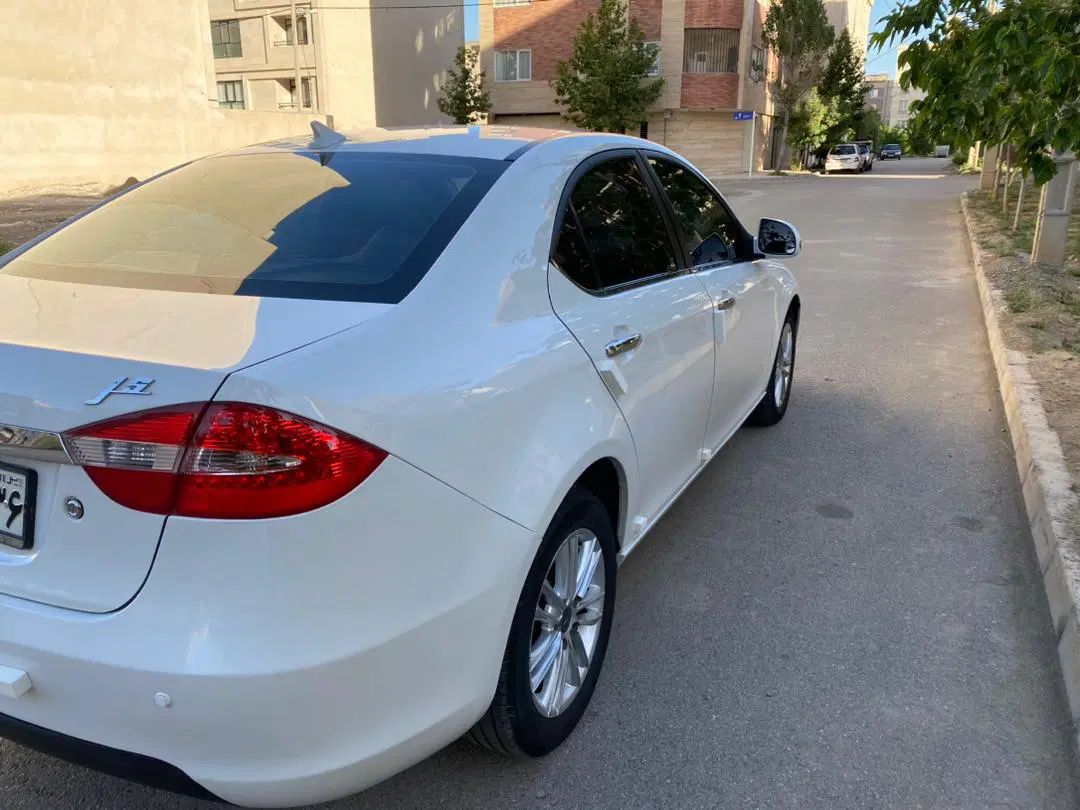 جک J5 اتوماتیک - 1396