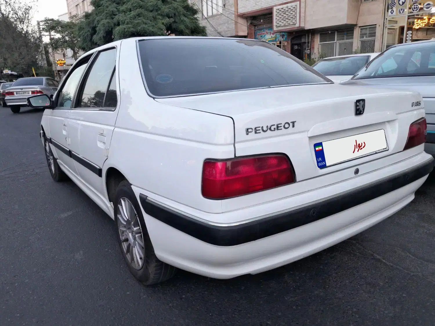 پژو پارس XU7P - 1402