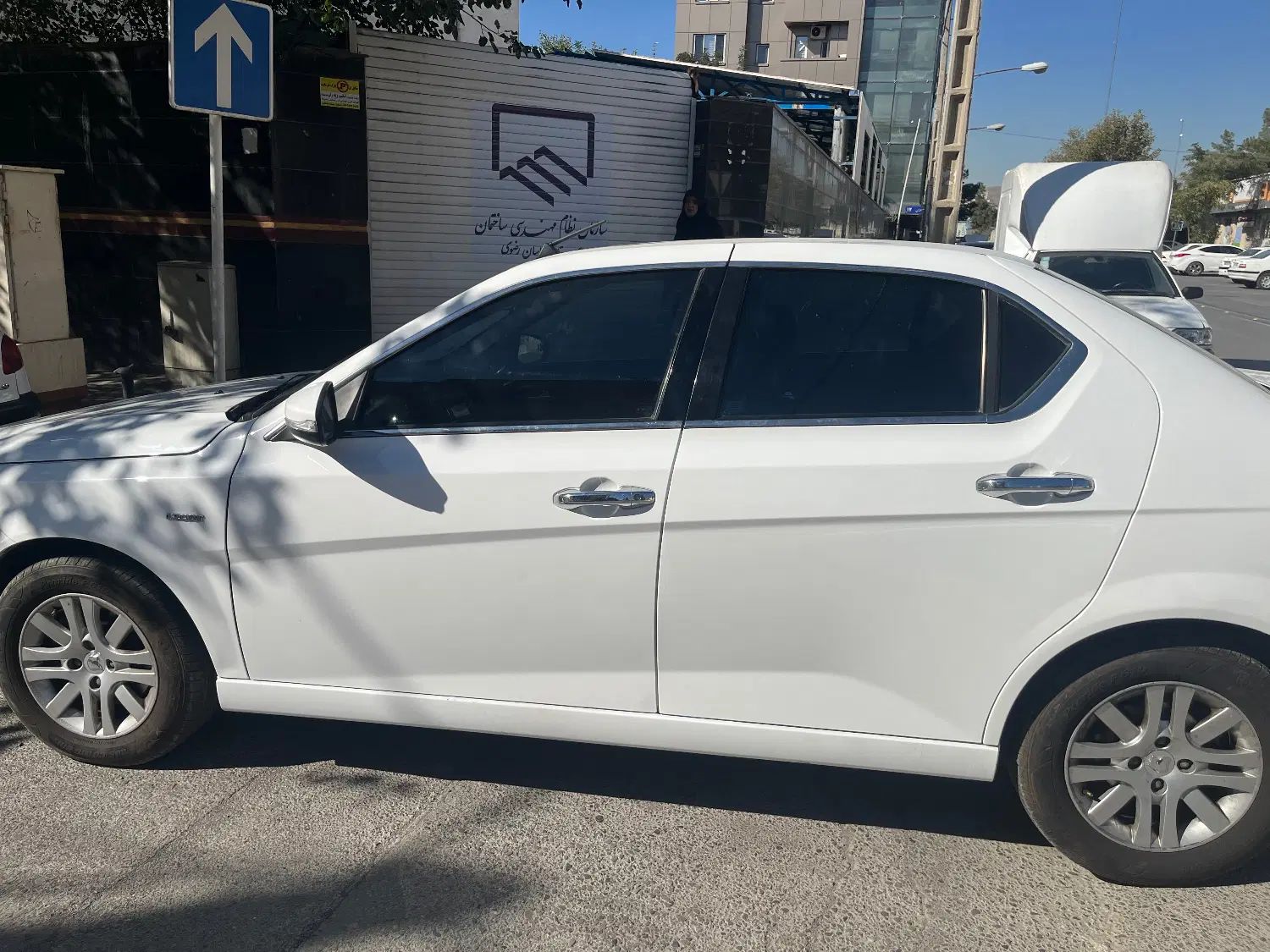 دنا پلاس تیپ ۲ سانروف ۴ ایربگ - 1399