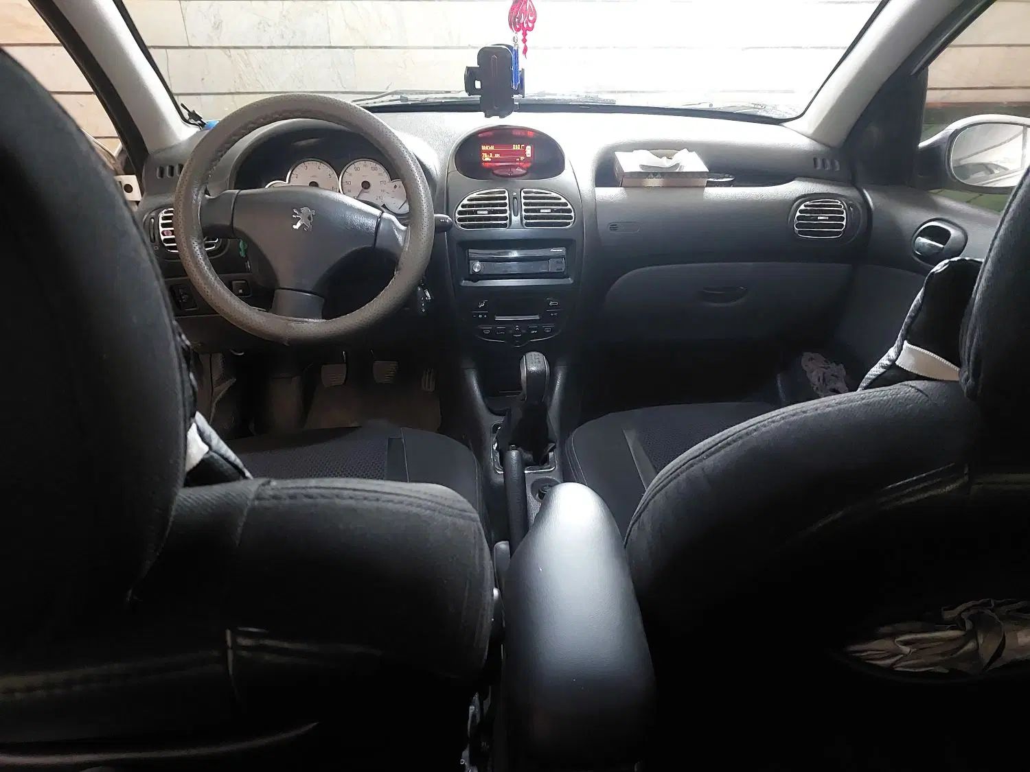 پژو ۲۰۶ صندوق دار v8 - 1394