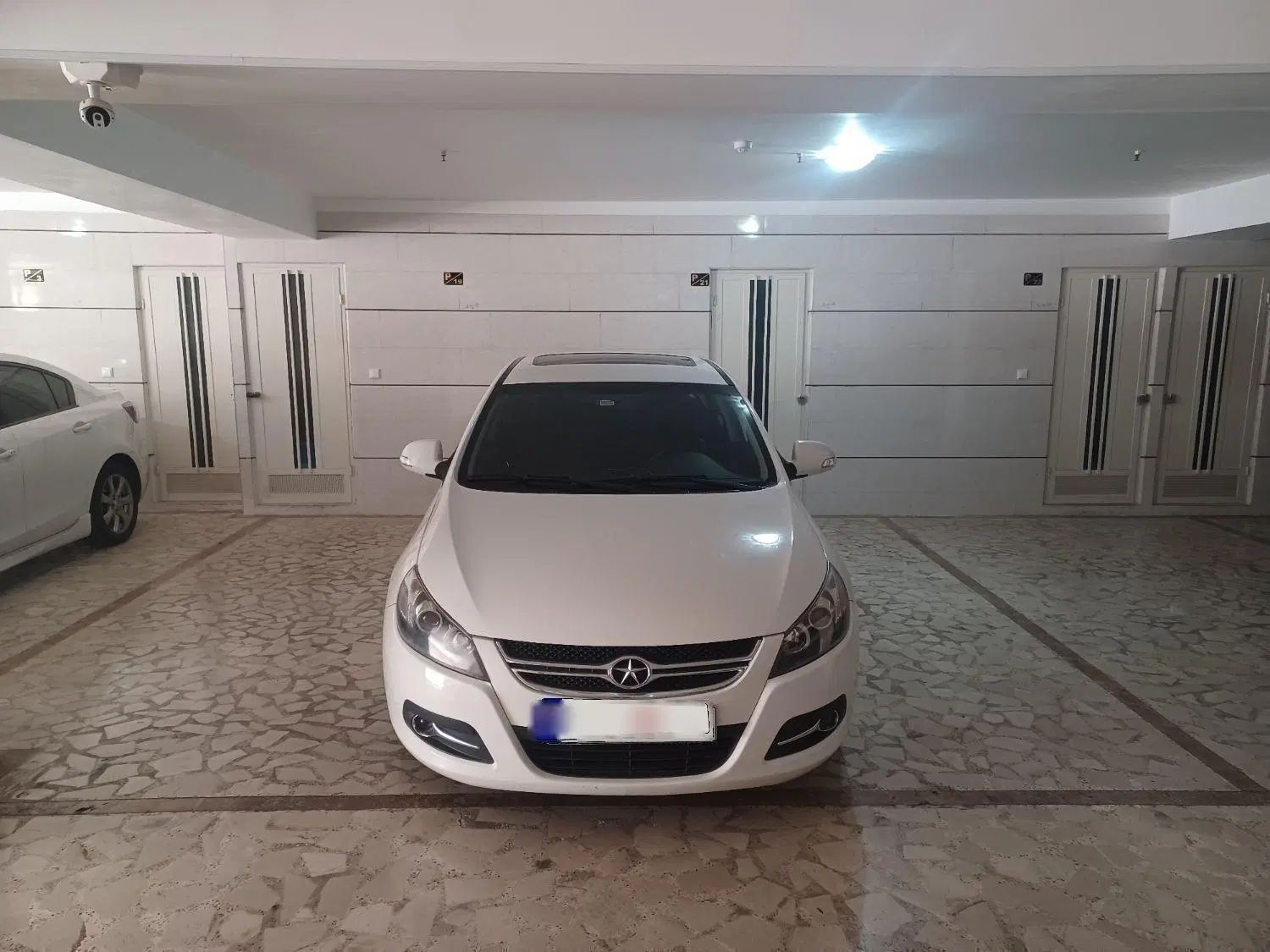 جک J5 اتوماتیک - 1395