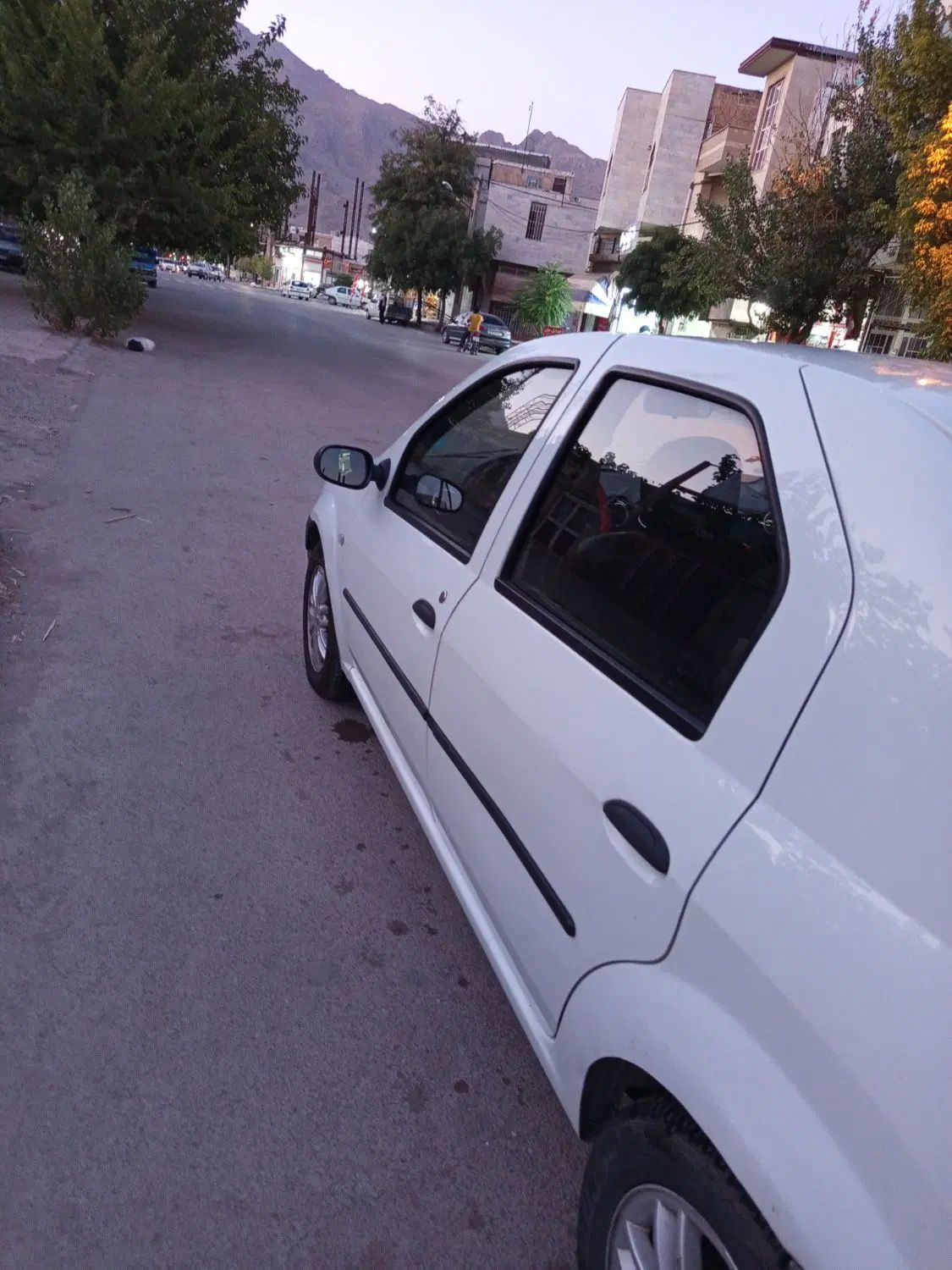 خودرو رنو، تندر 90 آگهی ann_20034549