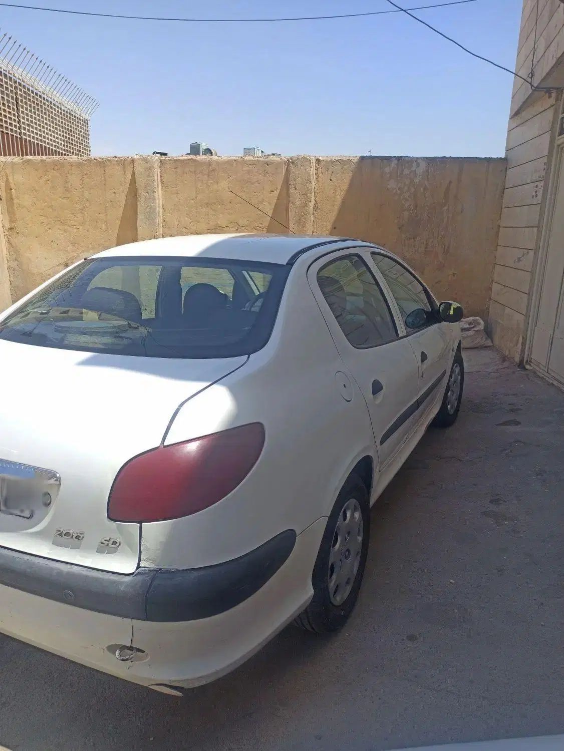 پژو ۲۰۶ صندوق دار v8 - 1393