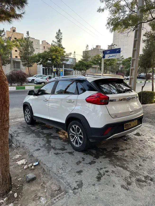 ام وی ام X22 دنده‌ای لاکچری - 1396