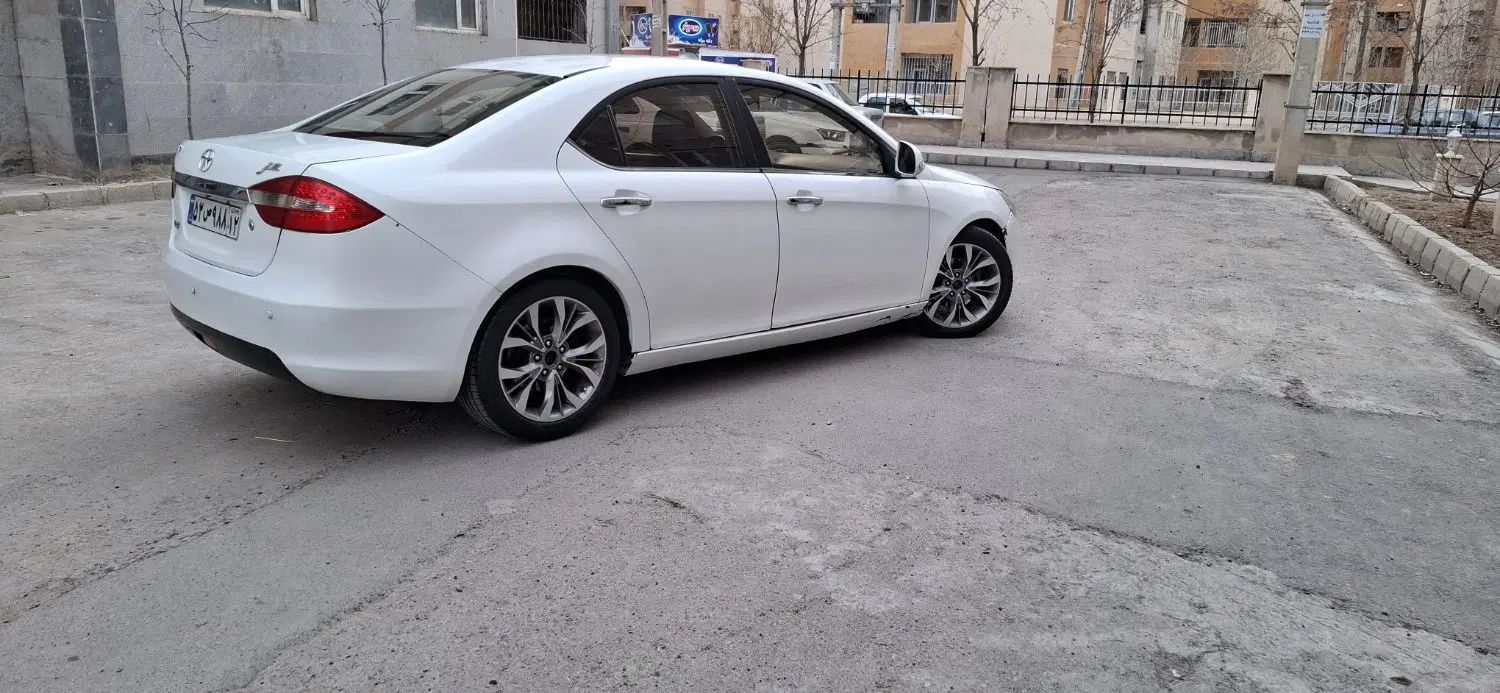 جک J5 اتوماتیک - 1393