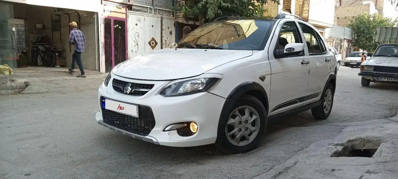 کوییک R دنده‌ای - 1402