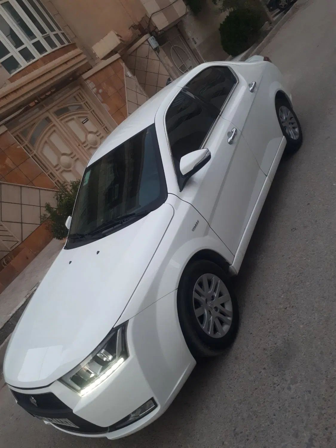 دنا پلاس تیپ ۲ سانروف ۴ ایربگ - 1399
