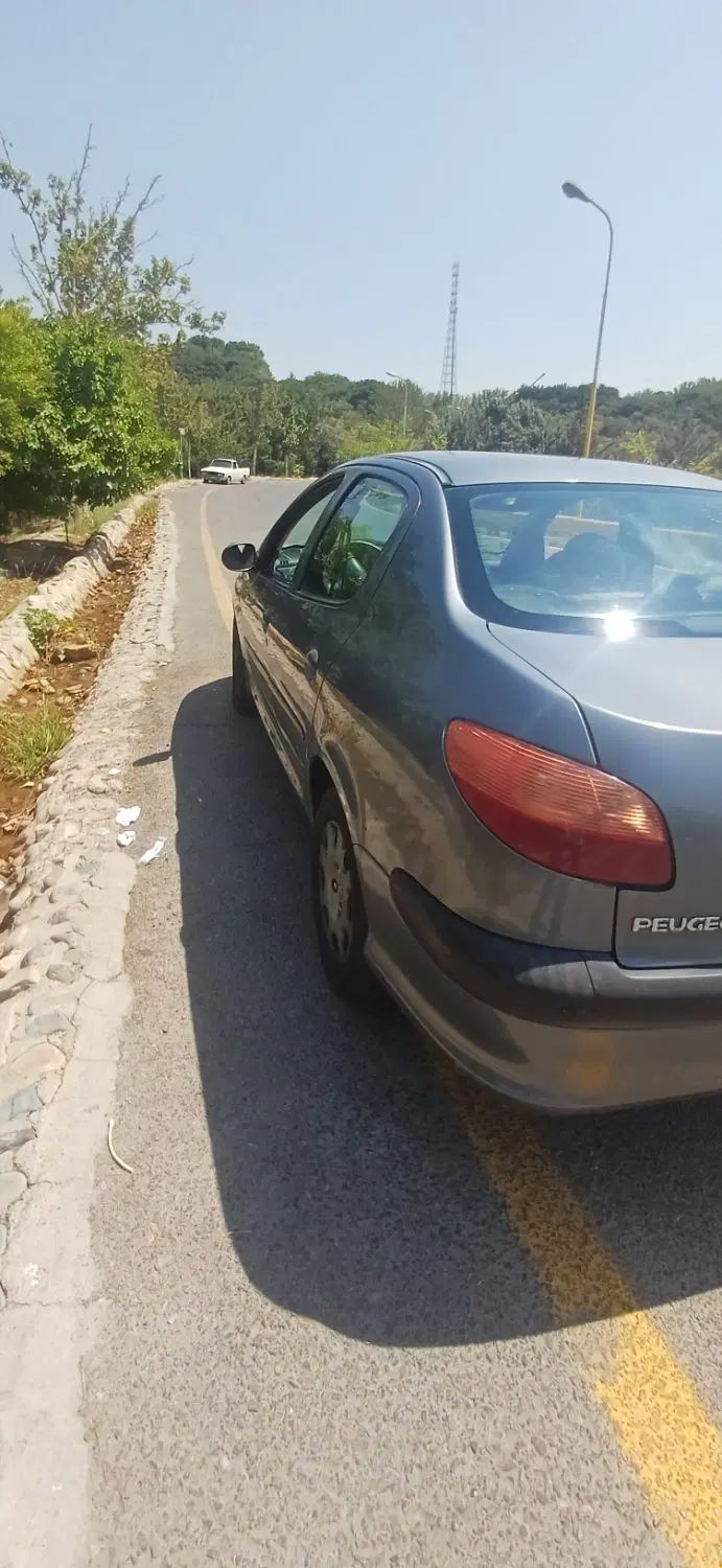پژو ۲۰۶ صندوق دار v8 - 1385