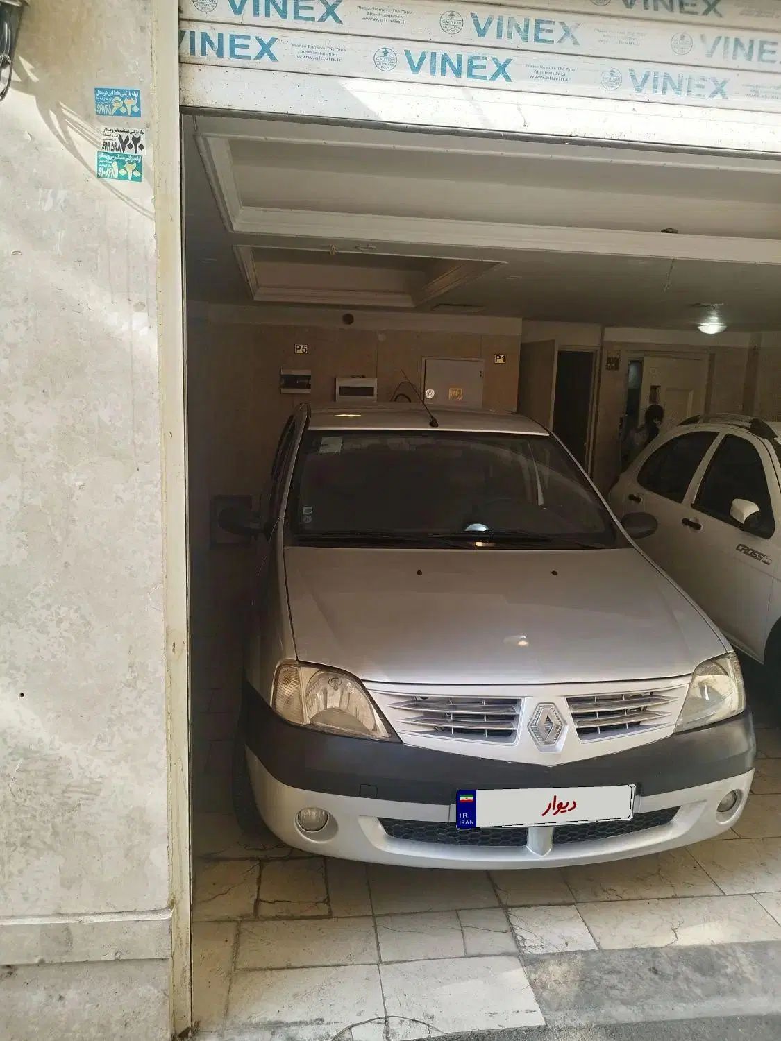 خودرو رنو، تندر 90 آگهی ann_20035527