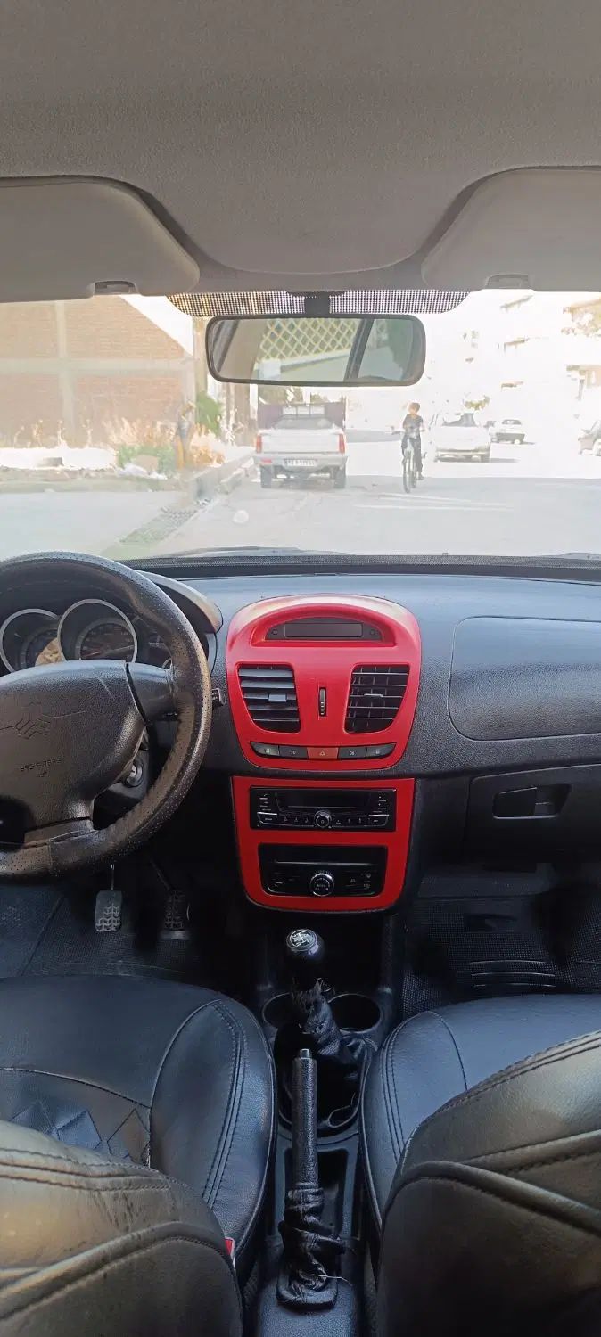کوییک R دنده‌ای - 1400