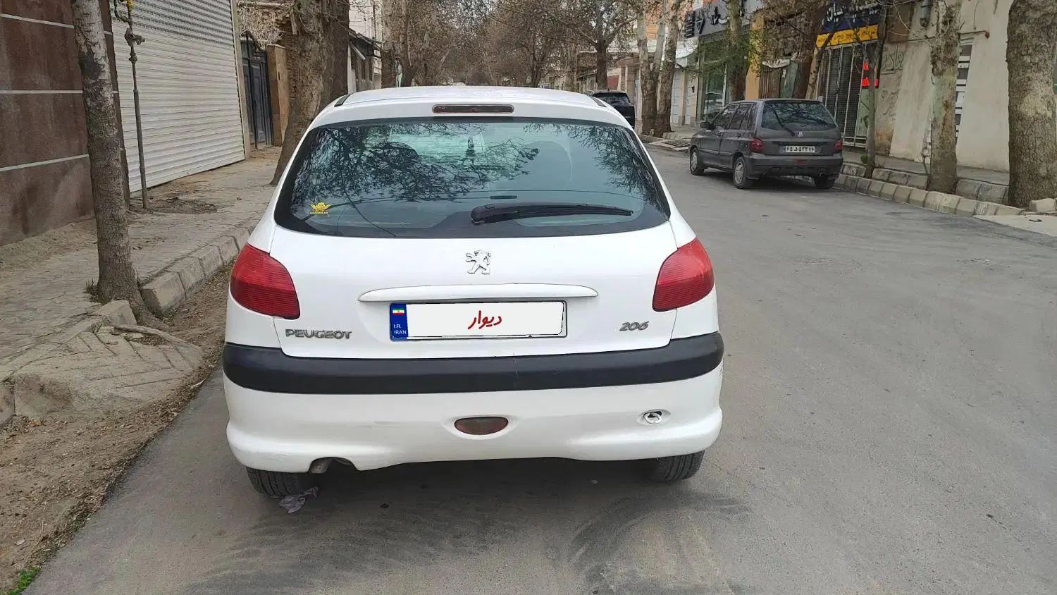 پژو 206 تیپ 5 - 1390