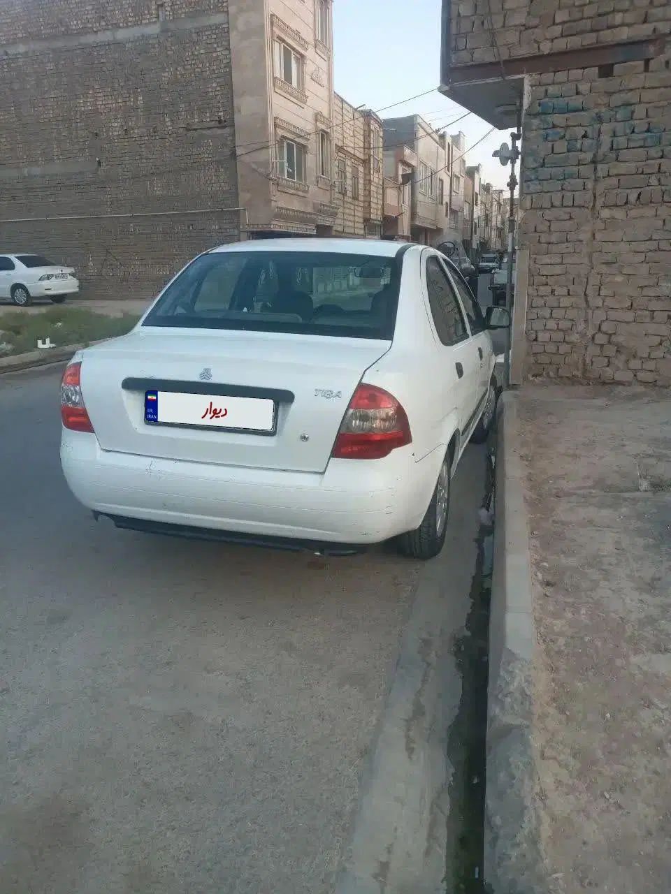 تیبا صندوق دار SX - 1398