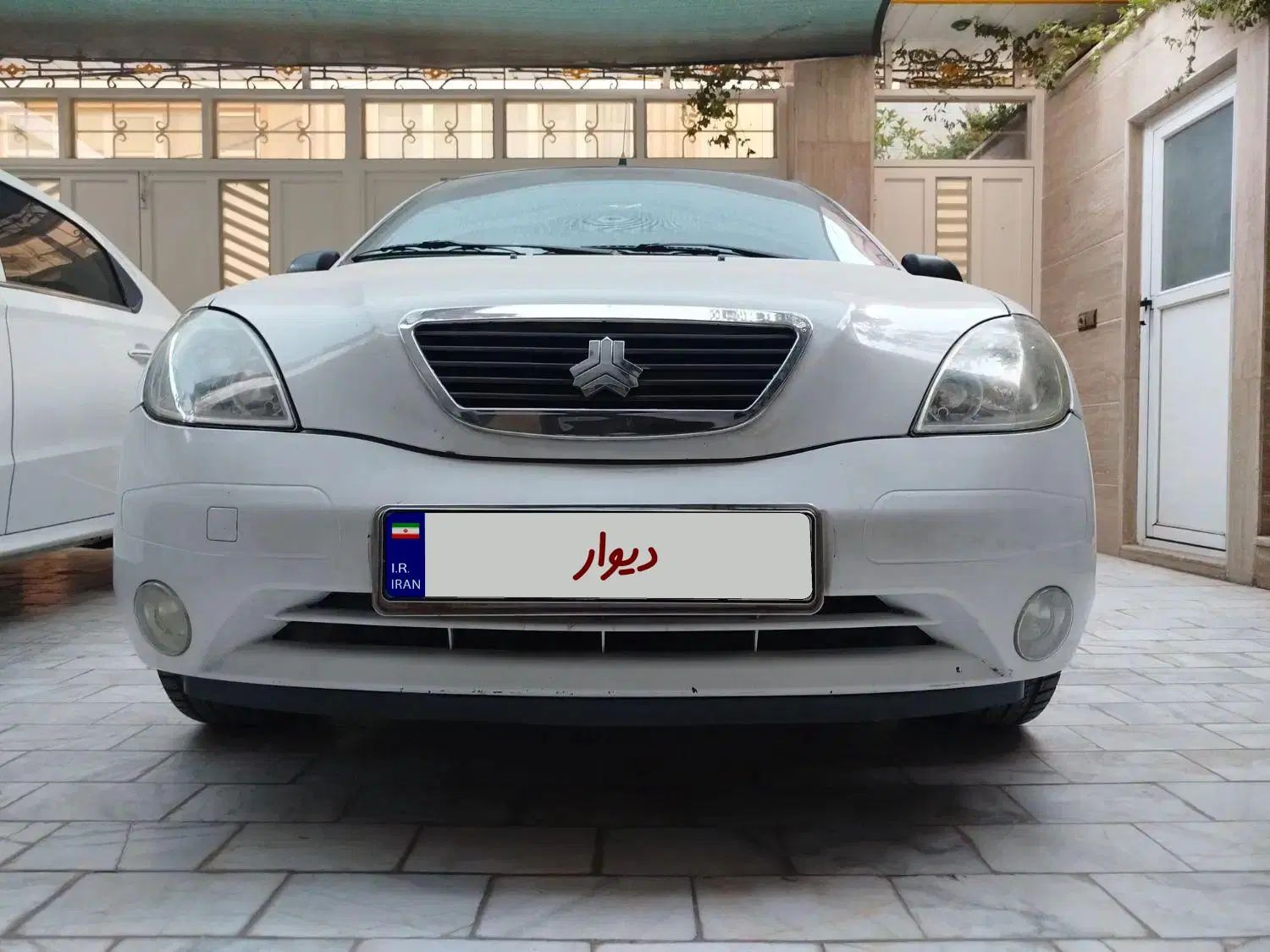 تیبا صندوق دار SX - 1393
