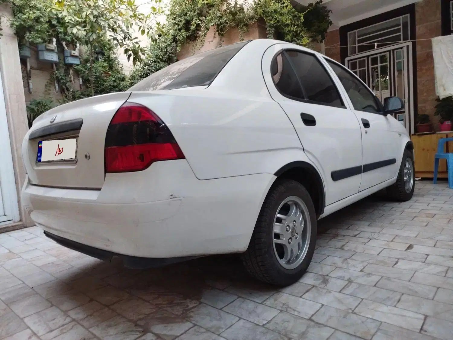 تیبا صندوق دار SX - 1393