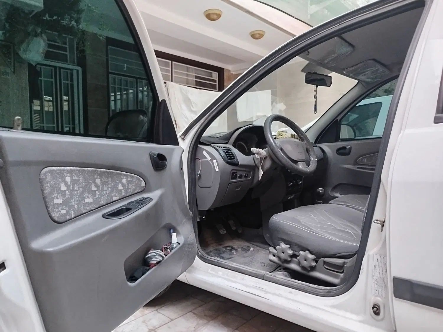 تیبا صندوق دار SX - 1393